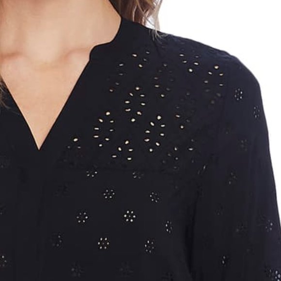 Vince Camuto Long Sleeve Split Neck Embroidered Black Blouse - Picture 3 of 10